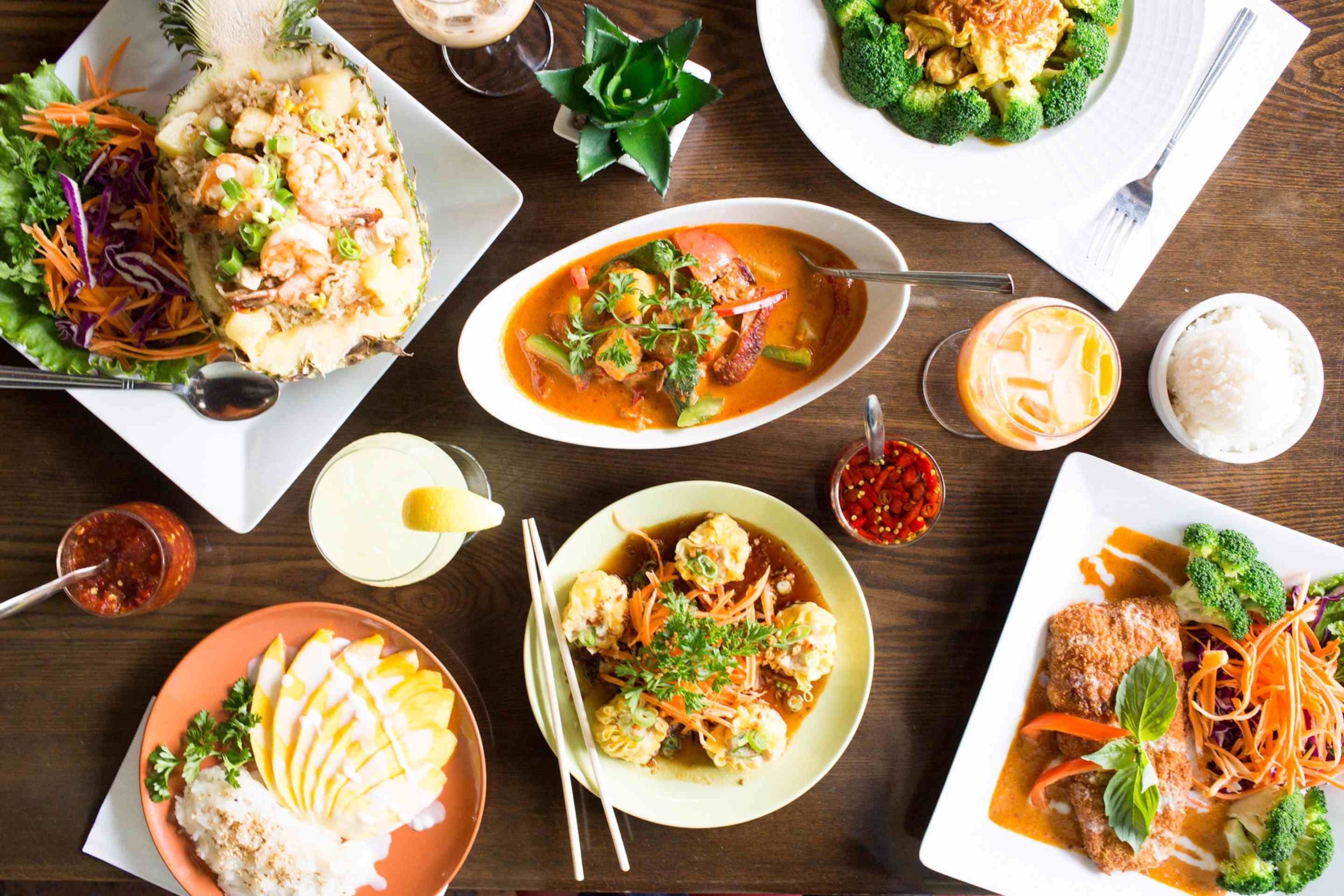 Buuz Thai Eatery