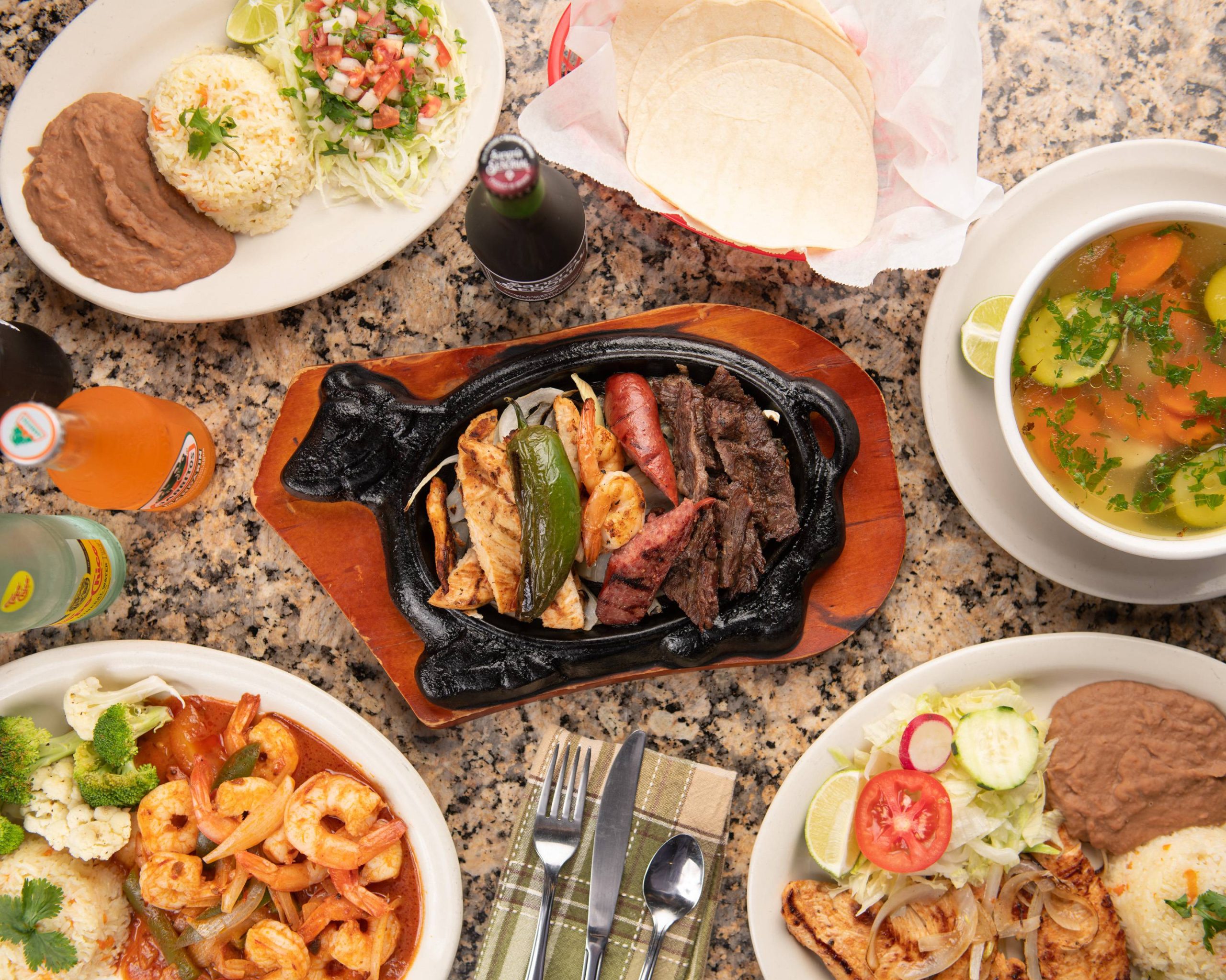 Melita's Restaurant & Bar